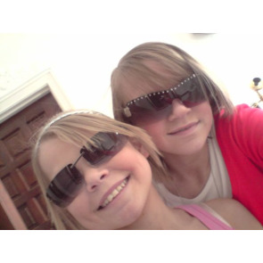 Notice Gallery for Lucie JONES