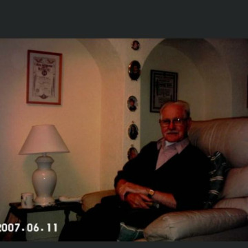 Notice Gallery for THOMAS WALTER HALL