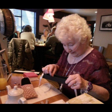 Notice Gallery for GWEN MILBURN