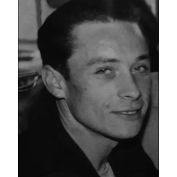 Notice Gallery for THOMAS HOLE