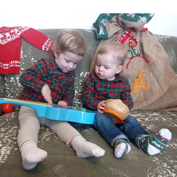 Notice Gallery for John HENDERSON