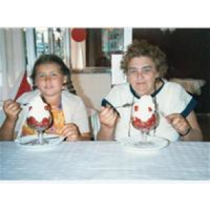 Notice Gallery for Jean Winifred TAYLOR