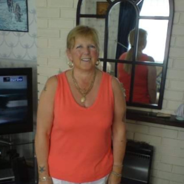 Photo for notice Lesley Ann (nee Fox) HAMILTON