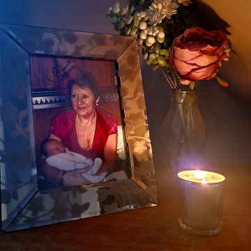 Notice Gallery for Taylor (Nee Burley) Dawn