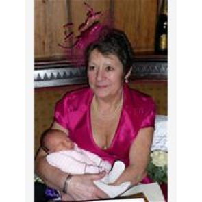 Notice Gallery for Taylor (Nee Burley) Dawn