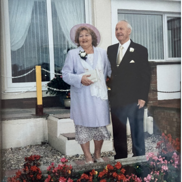 Photo for notice Gloria DEELEY