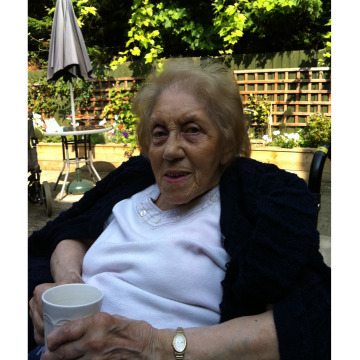 Notice Gallery for Olive LAWRENCE