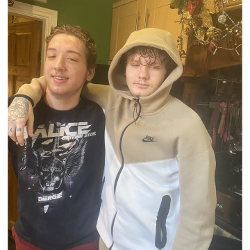 Notice Gallery for Mark ANDREW