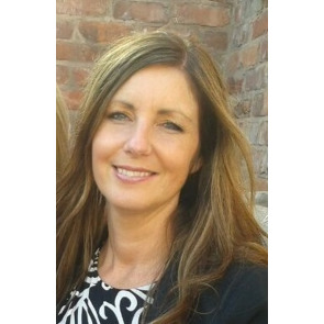 Photo of Lynne Elizabeth DICKINSON