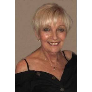 Photo of Maureen HALES