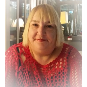Photo of Louise Clare CRAKER