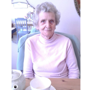 Photo of May doreen DEAN