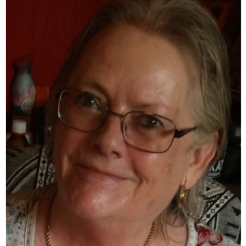 Photo of Sandra FARMER