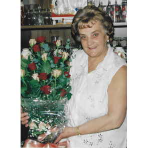 Photo of Vivienne ROBERTS