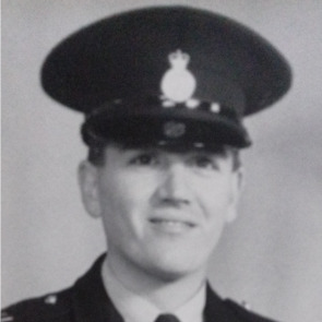 Photo of Ken ROBERTS