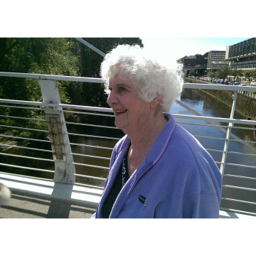 Notice Gallery for Joan WEILDS