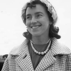 Notice Gallery for GWYNETH STEWART