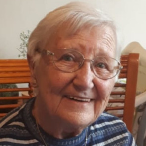 Photo of Edna Louise THOMAS