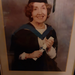 Photo of Mary MILLS