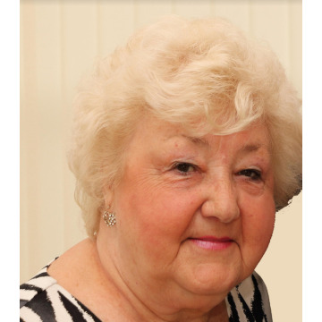 Photo of Maureen LEAH NÉE DRIVER