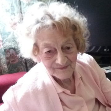 Photo of MAVIS DAVIES