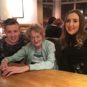 Notice Gallery for MAVIS DAVIES