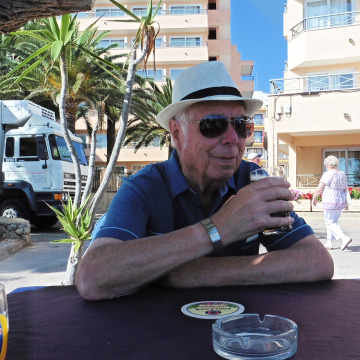 Photo of Victor Dennis HODGES