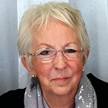Notice Gallery for LINDA SANDERSON