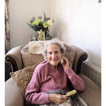 Notice Gallery for EMILY REAY