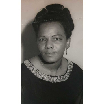 Notice Gallery for GLORIA ALSO KNOWN AS PEARLIE & SISTER 'G MORAIS