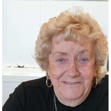 Photo of VERONICA JONES
