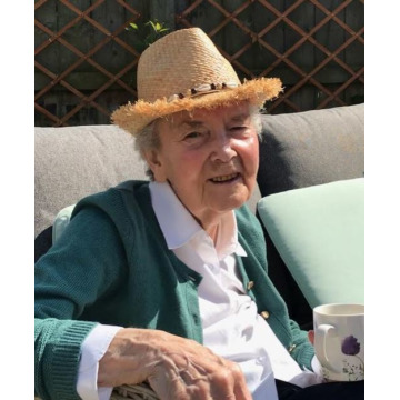 Photo of DOROTHY SNOWDON