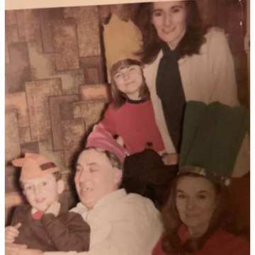 Notice Gallery for RAYMOND PEERS