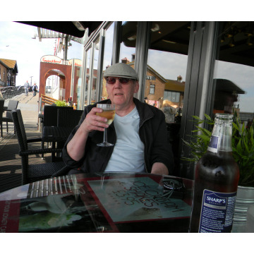 Notice Gallery for ROGER HOWARTH