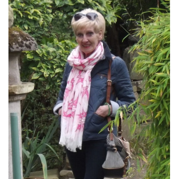 Photo of June Brenda DENNETT (NEE ALLEN)