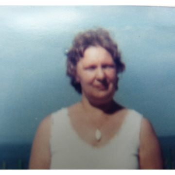 Notice Gallery for Shirley Olive TUCKER