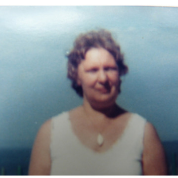 Notice Gallery for Shirley Olive TUCKER