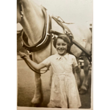 Tribute photo for Pamela MORECROFT