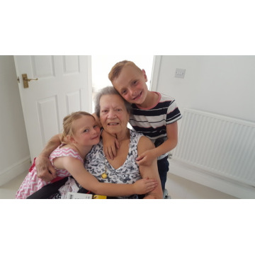 Photo of Hilary LLOYD