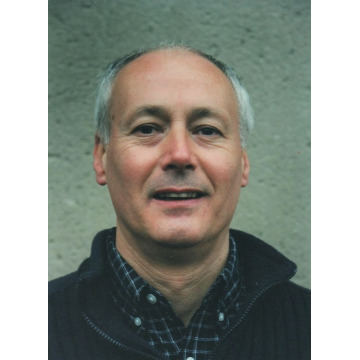 Photo of LESLIE BOND