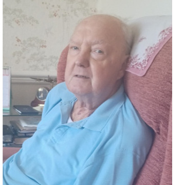 Notice Gallery for Kenneth LEESE