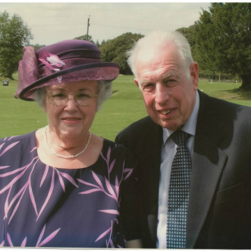 Photo of Mary and Kenneth DARNELL