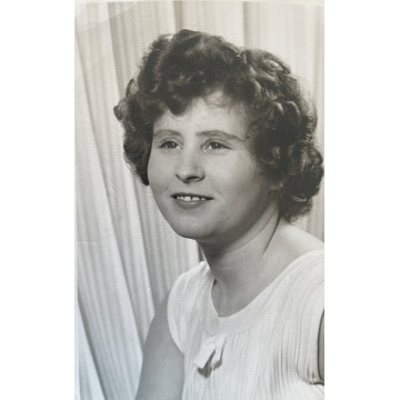 Photo of Sylvia OGLESBY