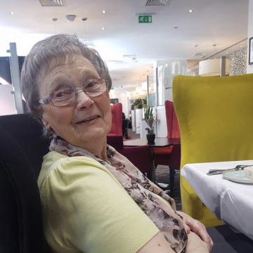 Notice Gallery for Iris BLACK