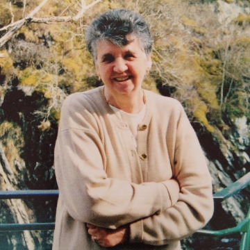 Photo of Elizabeth HANNAWAY