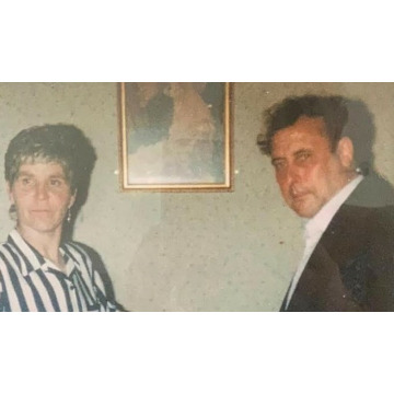 Photo of JOHNNY AND MARY BOND