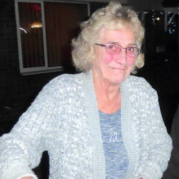 Photo of Theresa STOKOE
