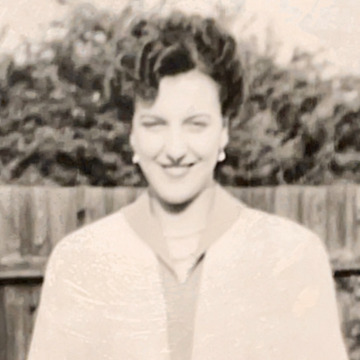 Photo of Patricia SHARPE