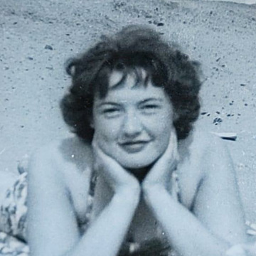Photo for notice Daphne Elizabeth HOURIHAN