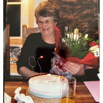 Notice Gallery for Pearl BOWLES